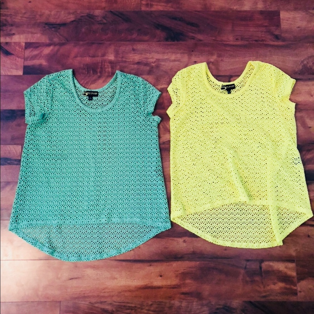 Set of 2 see-through shirts